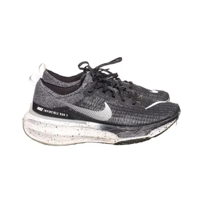 Löparskor (Invincible Run 3) från Nike