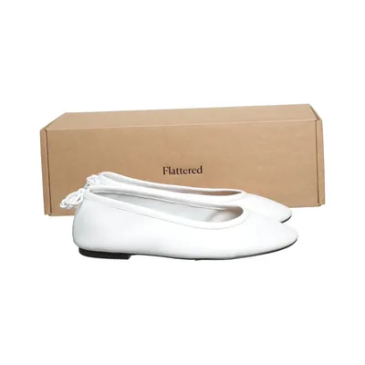 Ballet flats (Pat) from Flattered Leather