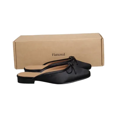 Slip-ins (Malva) from Flattered