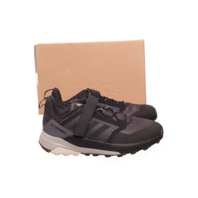 Vandringsskor (Terrex Trailmaker CF) från Adidas Skinnimitation