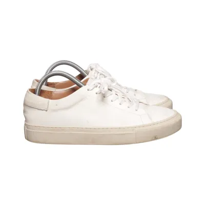 Sneakers (White) from Flattered