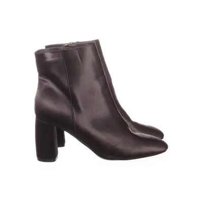 Heeled boots (Black) from NA-KD
