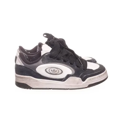 Sneakers (Svart, Vit) från Adidas