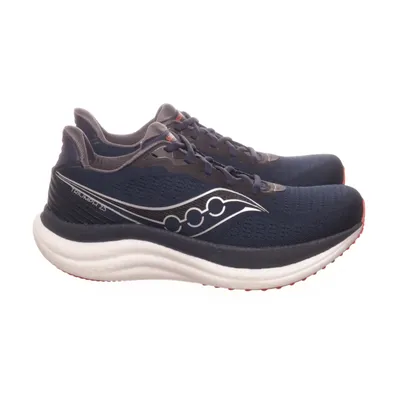 Löparskor (Triumph 23) från Saucony