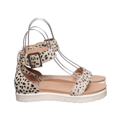 Sandaler (Beige, Svart, Vit) från Soon Skinn