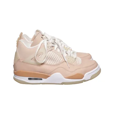 Sneakers (4 Retro) från Jordan Skinn