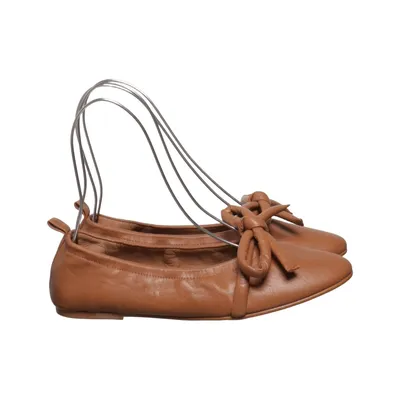 Ballerina's (Polly) van Flattered Leer