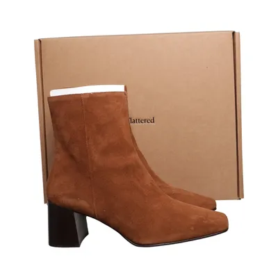 Heeled boots (Cay) from Flattered Suede