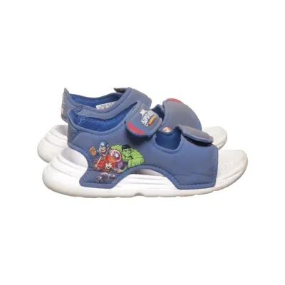 Sandales (Super Hero Adventures) de Adidas x Marvel