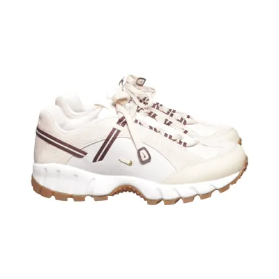 Träningsskor (Humara LX) från Nike x Jacquemus Skinn