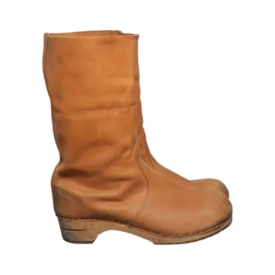 Clogs (Brown) from Sanita Leather