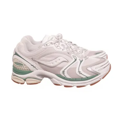 Sneakers (Triumph 4 Winter) from Saucony
