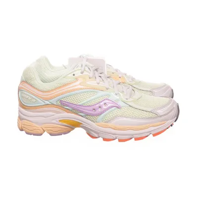 Sneakers (Omni 9 Perfect Days) från Saucony