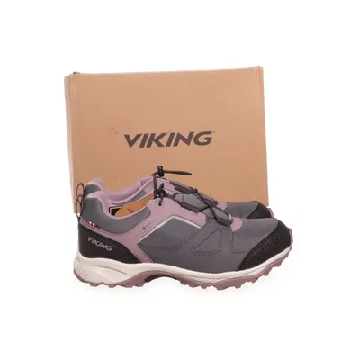 Vandringsskor (Nator Low Gtx) från Viking Goretex, Skinnimitation