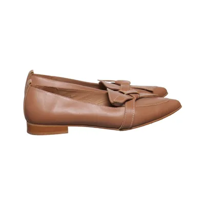 Loafers (Brown) from Flattered