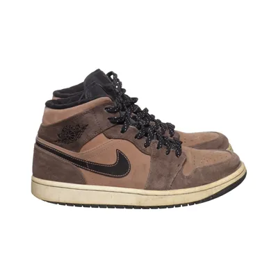 Sneakers (1 Mid SE) från Nike Air Jordan Skinn