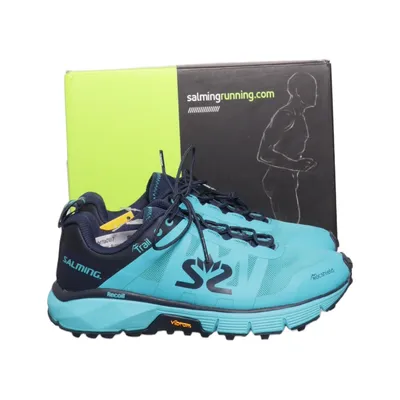 Running shoes (Trail 6 Shoe) from Salming