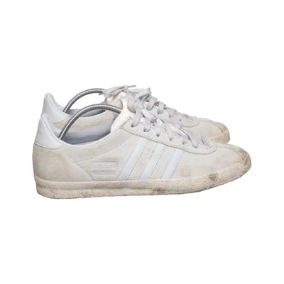 Baskets (Gris) de Adidas Originals