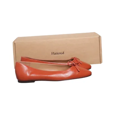 Ballet flats (Bodil) from Flattered Leather