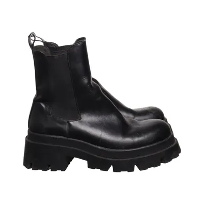 Chelsea boots (Black) from Zara