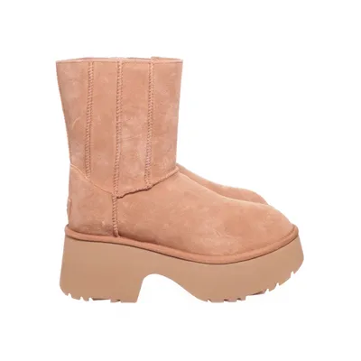 Stövletter (Classic Twin Seam New Heights Boot) från UGG Mocka