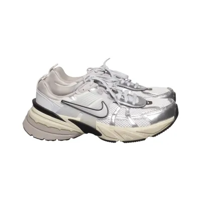 Trainingsschuhe (Vomero 5) von Nike