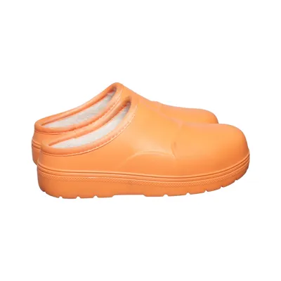 Tofflor (Orange) från Fubuki