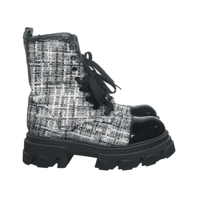 Kängor (Svart, Vit) från Marzio