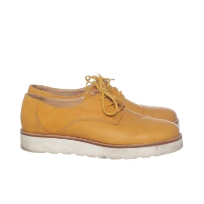 Promenadskor (Gul) från Kavat