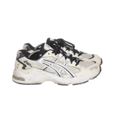 Running shoes (Beige, Gray) from Asics