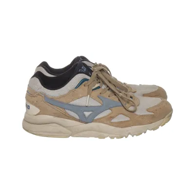 Baskets (Beige, Bleu, Gris) de Mizuno