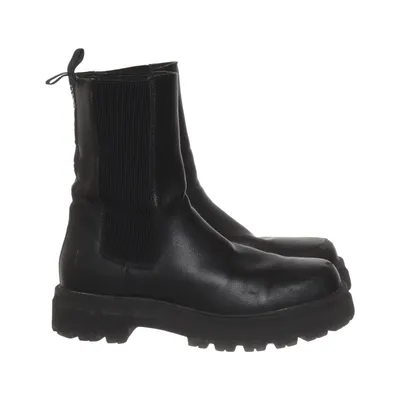 Chelsea boots (D31-AB034-5000) från Bagatt