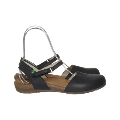 Sandals (Black) from El Naturalista