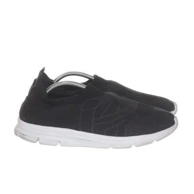 Trainers (Black) from Reusch