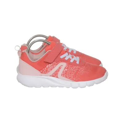 Trainers (Pink, White) from Newfeel