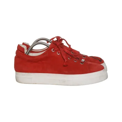 Sneakers (Red) from Stylesnob