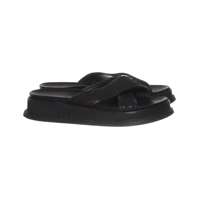 Mules (Noir) de Reschia