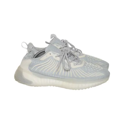 Trainers (SH-WX07) from Jan Mayen