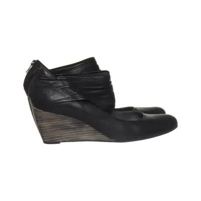 Wedges (Black) from D for Dasia