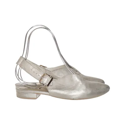 Sandals (Gold) from Exquisite