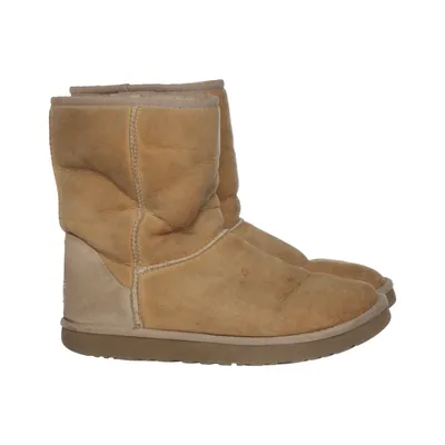 Støvler (Classic Short) fra UGG Australia