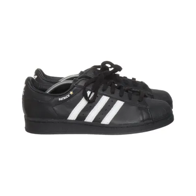Sneakers (Superstar) från Adidas Skinn