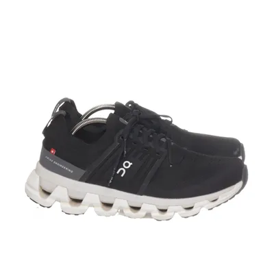 Trainers (Black) from On Cloud