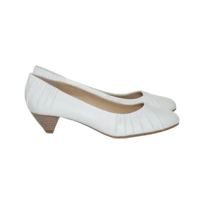 Pumps (White) from Ariane
