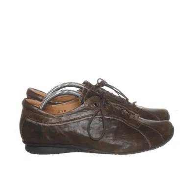 Sneakers (Bruin) van Think!