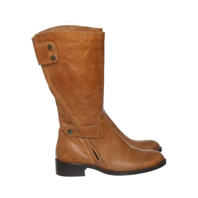 Boots (Brown) from Everybody Leather
