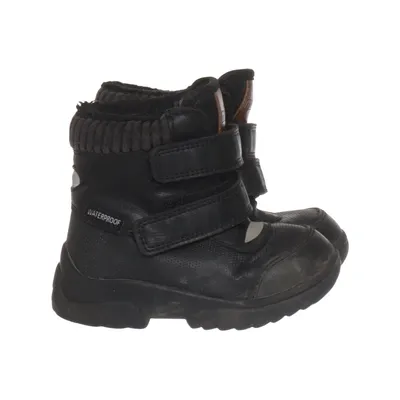 Laced boots (Black) from Mino