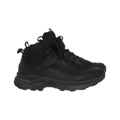 Trainers (Black) from Garmont