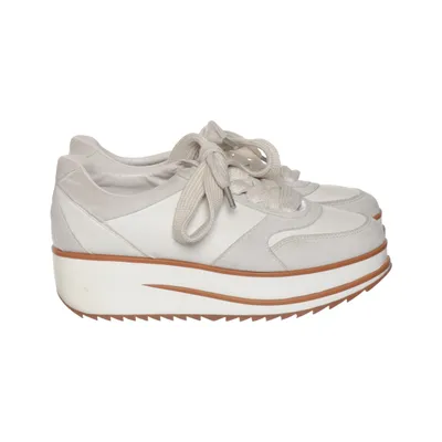 Sneakers (Beige) van Zara Basic