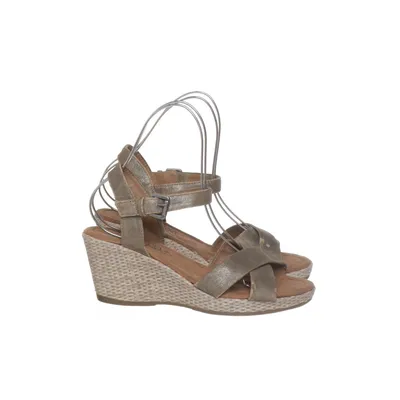 Wedges (Orange, Gray) from Pia Corsini